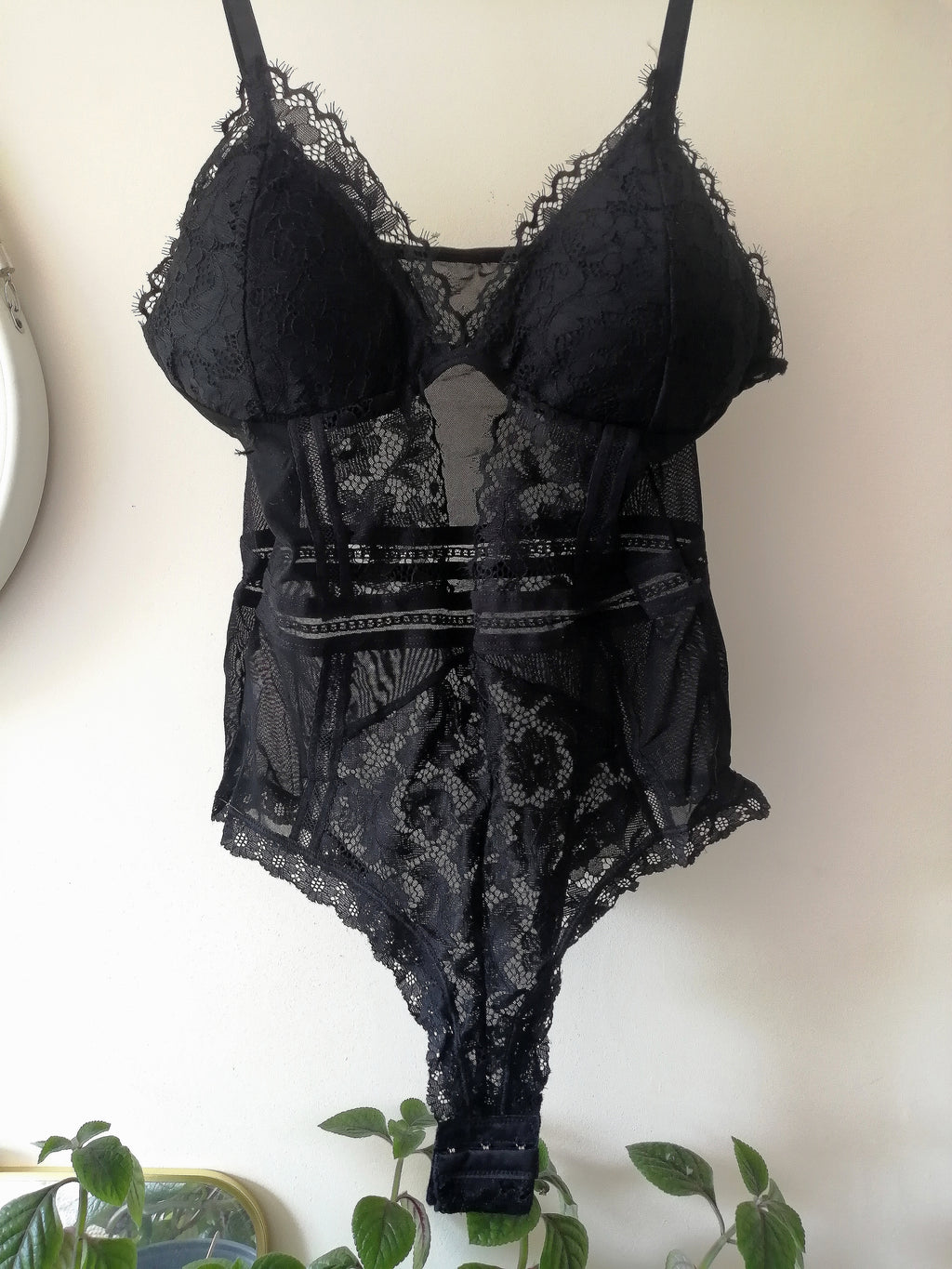 BODY 755 talla S/M color burdeo